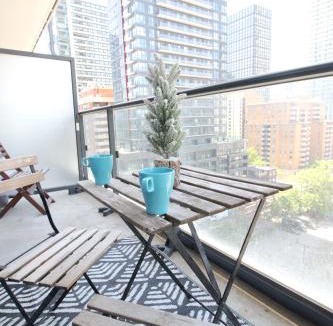 Garden District Apartment | Entire 1BR - Walk to CF Toronto Eaton Centre Yonge Dundas Square Prime Downtown