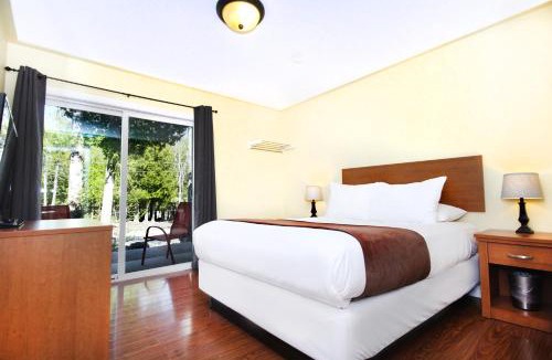 Tobermory Hotel | Escarpment Heights Motel