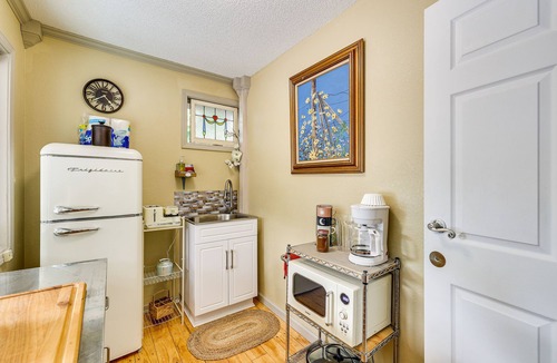 Eureka Springs Historic District House | Eureka Springs Rental - Walk to Downtown!