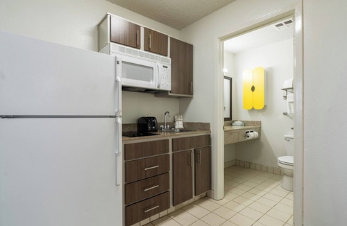 Plano Hotel | Everstay Living Extended Stay