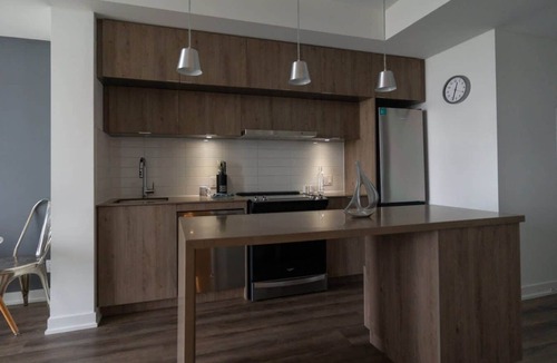 Willowdale Apartment | Executive 1 Bedroom Rental in North York | Pivot Building