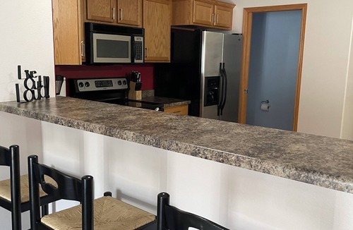 Waterloo House | Executive home in Private HOA near Amusement Parks. 2 Master Bedrooms - Sleeps 6