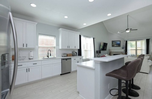 Tomball House | Executive Home In The Woodlands Creekside