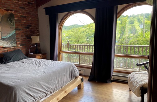 Saint-Sauveur Ski Chalet | Experience a Quebec summer in the Laurentians 🍁