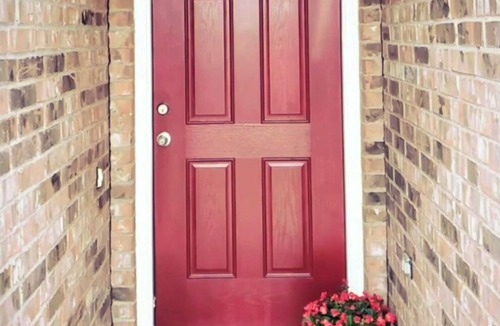 Channelview House | Experience Comfort and Convenience in our Spacious and Cozy home.