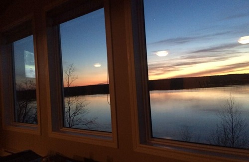 Norris Arm Cottage | Exploits river cabin