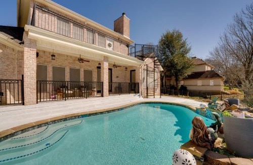 Cedar Hill Apartment | Explore Cedar Hill State Park! Apt w/Pool Access