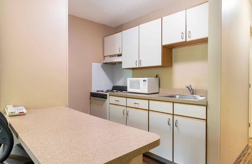 Westchase Hotel | Extended Stay America Suites Houston Westchase Westheimer