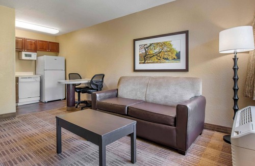 Las Colinas Hotel | Extended Stay America Suites Dallas Las Colinas Green Park D