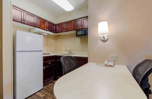 Las Colinas Hotel | Extended Stay America Suites Dallas Las Colinas Green Park D