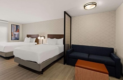 Waco Hotel | Extended Stay Suites | 4 Units | Near Baylor University