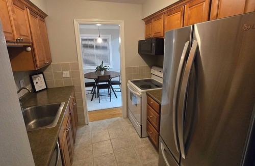 Sterling Heights Apartment | Fabulous 2-bedroom apartment with AC in Sterling Heights