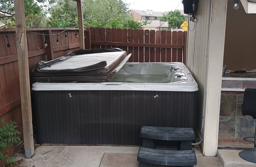 Oklahoma City House | Fabulous 3-bedroom house with hot tub and pool table