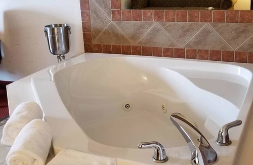 Cleburne Hotel | FairBridge Inn & Suites Cleburne