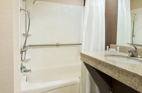 Springdale Hotel | Fairfield Inn & Suites by Marriott Springdale