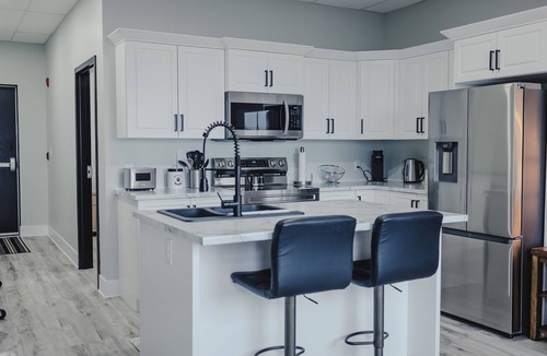 Botwood Apartment | Falkenberg Business Centre and Suites