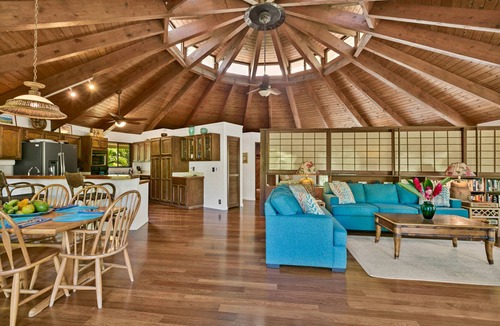 Wainiha House | Family Friendly Home Walk to Beach Updated Kitchen! TVNC#1117