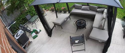 Humber Summit Apartment | Family - Friendly Space