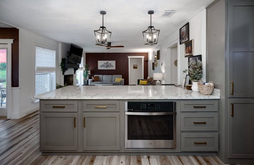 Briarcrest Estates House | Family Fun Retreat Arcade Sleeps 14