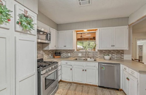 Bryan House | Family kid friendly fun space
