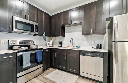 Legacy Park Apartment | Fantastic 1-bedroom apartment with AC in charming Plano- King bed