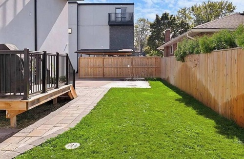 Islington - City Centre West Apartment | Fantastic 4-bedroom apartment with AC in charming Toronto