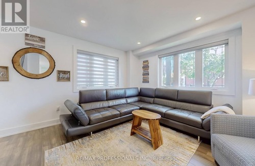 Islington - City Centre West Apartment | Fantastic 4-bedroom apartment with AC in charming Toronto