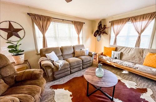 Smithville House | Fenced Yard! Peaceful Retreat in Smithville