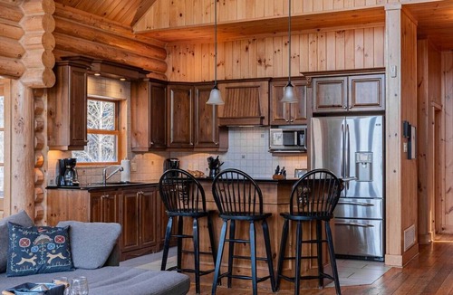 Fiddler Lake Resort House | Fiddler Lake Resort - Deer 69