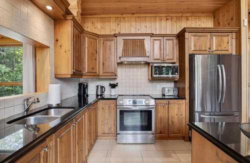 Fiddler Lake Resort Ski Chalet | Fiddler Lake Resort - Elk 96