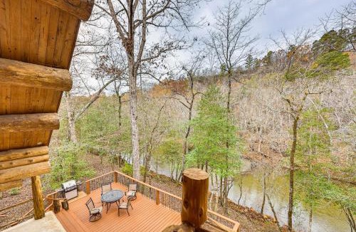 Murfreesboro House | Fish, Boat & Hike: Pet-Friendly Cabin in Arkansas