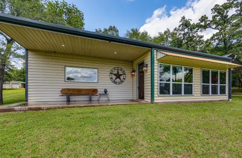 Malakoff House | Fish On-Site! 35-Acre Escape Near Cedar Creek Lake