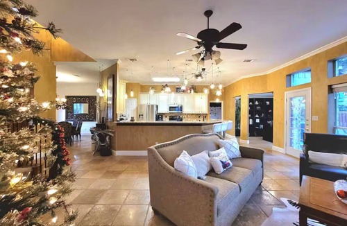 Flower Mound House | Flower Mound: Vacation Entertainment Business