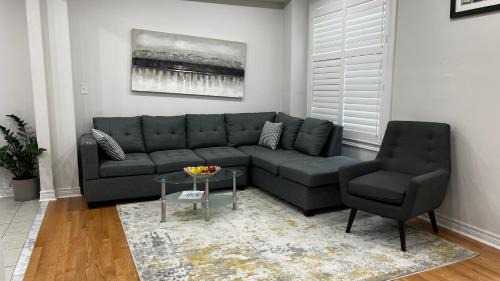 Milton House | Four Bedroom Spacious House with Parking in Milton, Ontario