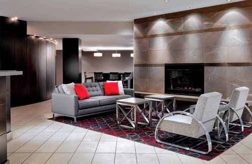 Mississauga Hotel | Four Points by Sheraton Mississauga Meadowvale