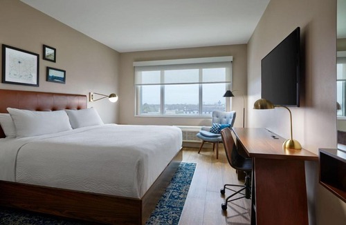 Aldine Hotel | Four Points by Sheraton Houston Intercontinental Airport