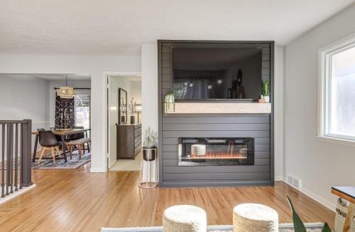 Lincoln House | Fox Run Bungalow w/Patio & Yard in Lincoln!