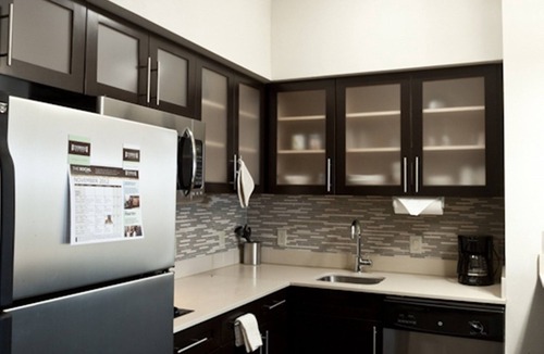 Aldine Apartment | Free Breakfast Buffet + Outdoor Pool | Modern Suite
