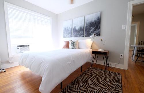 Lower Greenville Apartment | Fresh & Bright, Lower-Greenville Ave Area