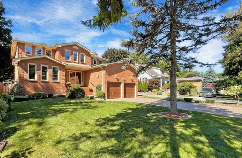 West Hill House | Freshly renovated studio room in Scarborough