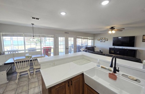 Marquez House | Freshly Updated with large dock