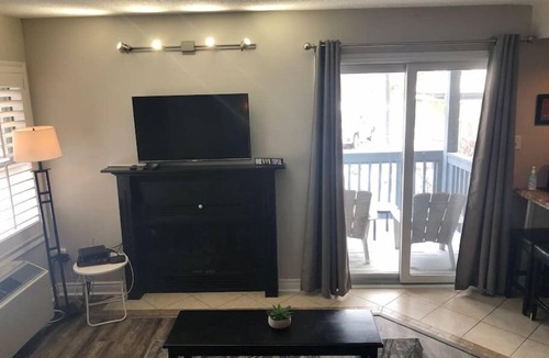 Craigleith Condo | Freshly Upgraded Cozy Studio @ North Creek Resort