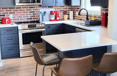 Council Bluffs Apartment | Fully Renovated, Modern unit awaits you! 2nd floor