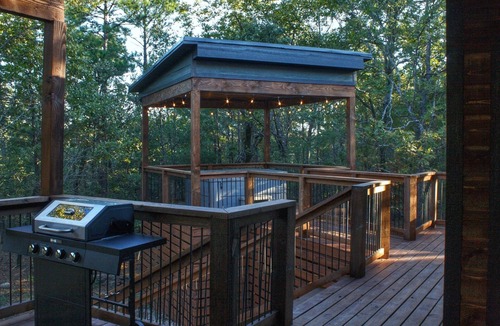 Wilburton Cabin | Fun group? Fun Cabin near Robbers Cave State Park! Sleeps 14!
