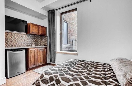 Shaughnessy Village Apartment | Furnished Studio by Concordia University #202