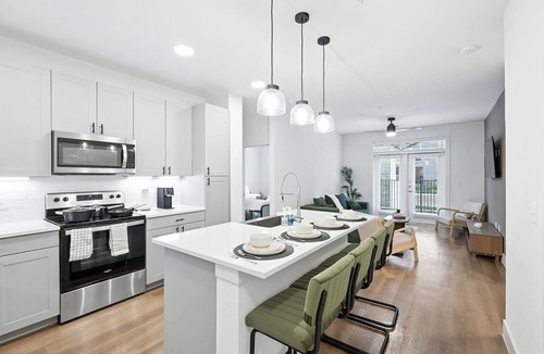 Fort Worth Condo | G36 Beautiful 2Bed-2Bath Condo by Traveller's Comfort in Downtown Fort Worth
