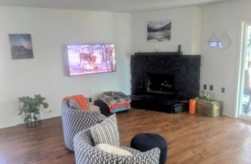 Stillwater House | Game Day Getaway 2, Easy Walk to OSU Stadium