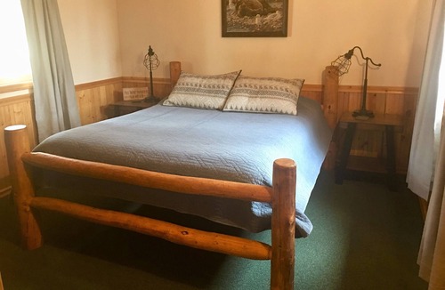 Trapper Creek House | Gate Creek Cabins | Trap Line