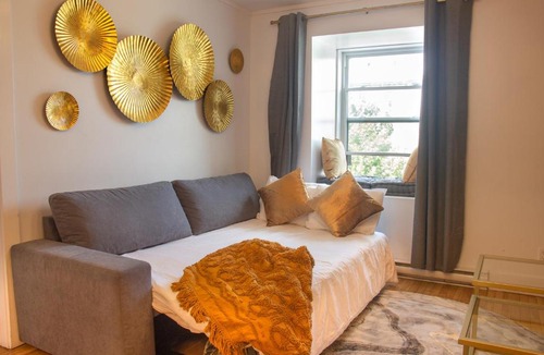 Plateau Mont Royal Apartment | GATSBY - SelfCheckIn - Rooftop - Terraces - St-Denis
