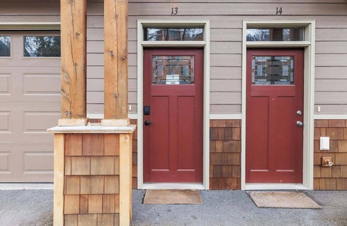 Alyeska House | Girdwood Mountain Basecamp-Sleeps 7-Near Alyeska